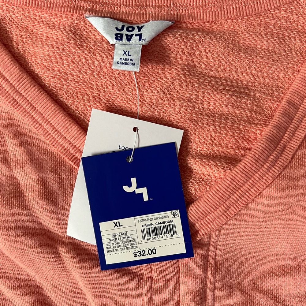 JoyLab Peach V-Neck Cropped Sweater - Picture 3 of 5